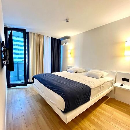 Orbi City Suite With Sea View バトゥーミ エクステリア 写真